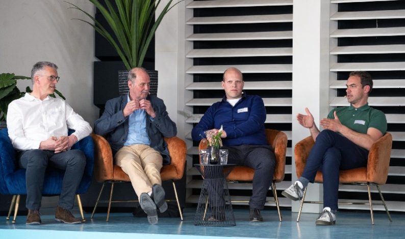 Het panel in actie tijdens HAN Unexpected