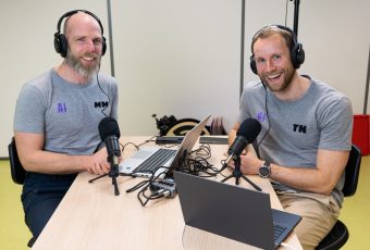 HAN-docenten Marcel Mutsaarts (l.) en Tom Naberink (r.)
